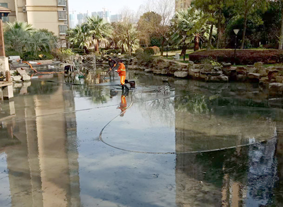 渝水景观池淤泥清理